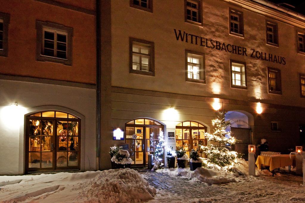 Wittelsbacher Zollhaus Hotel Vilshofen an der Donau Esterno foto